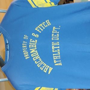 Authentic Abercrombie & Fitch T shirt. Size small